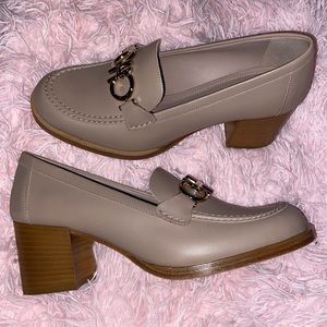 Beige Salvatore Ferragamo Gancini Leather Loafer Rolo Moc-Toe Block-Heels